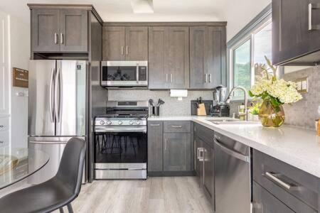 Amazing Ocean View - Luxury Manhattan Beach 1 Bedroom - Parking Exterior foto